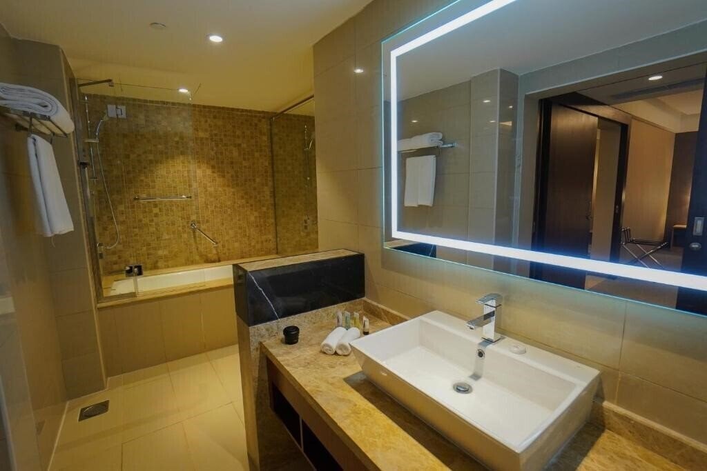 Фото The Grand Lux 5*
