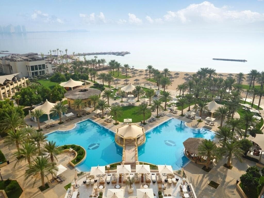 Intercontinental Doha Beach & Spa, An Ihg Hotel 5* қонақ үйі