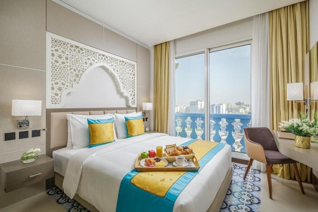 Отель Central Inn Souq Waqif 3*