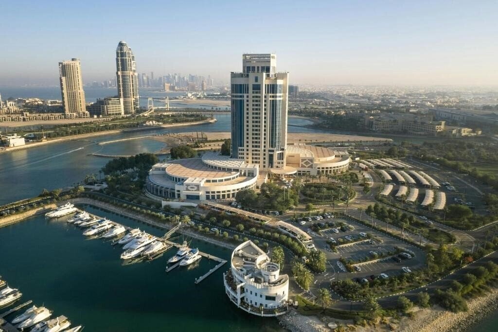 The Ritz-Carlton Doha 5* қонақ үйі