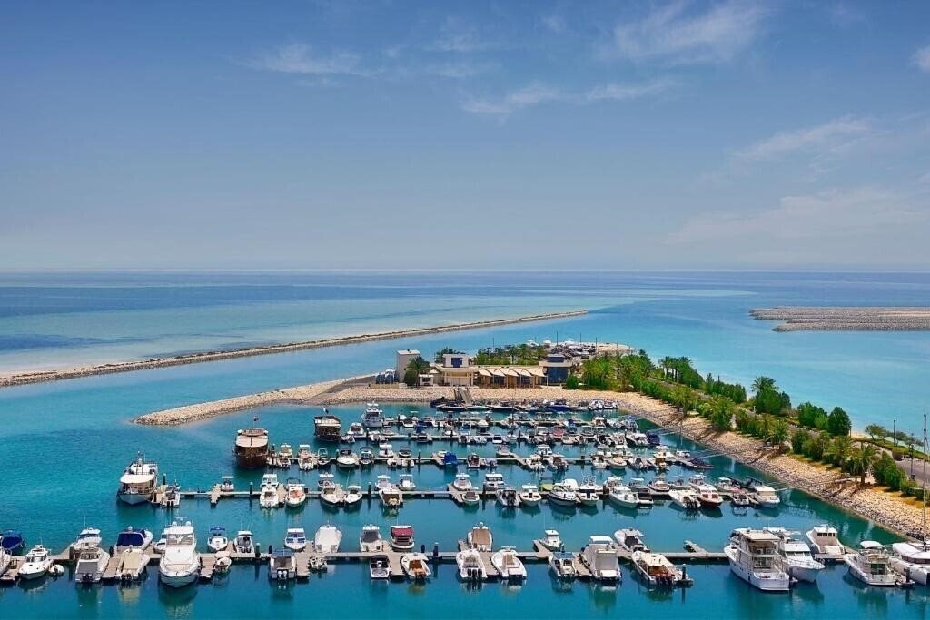 The Ritz-Carlton Doha 5* суреті