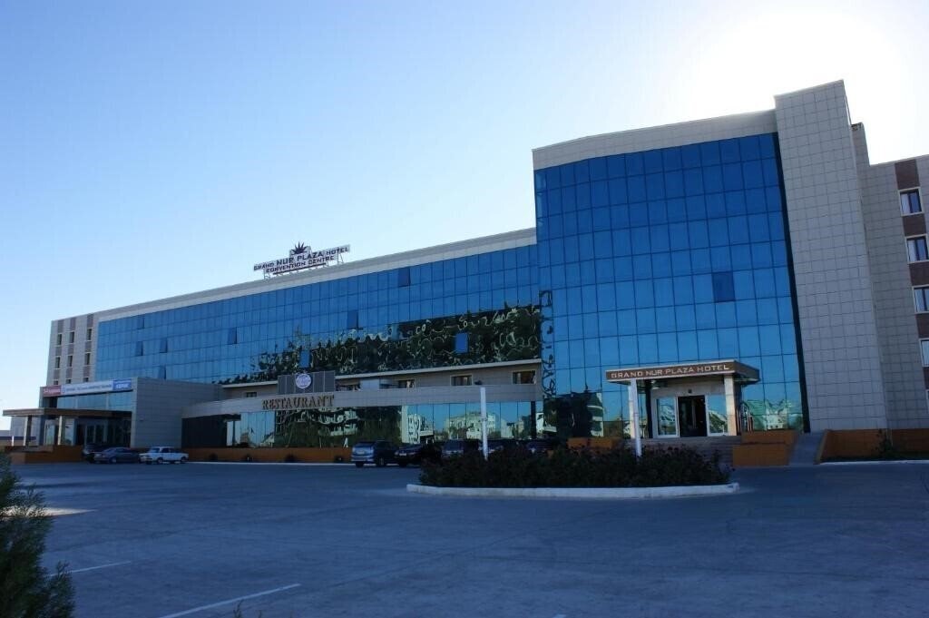 Отель Grand Nur Plaza Hotel 5*