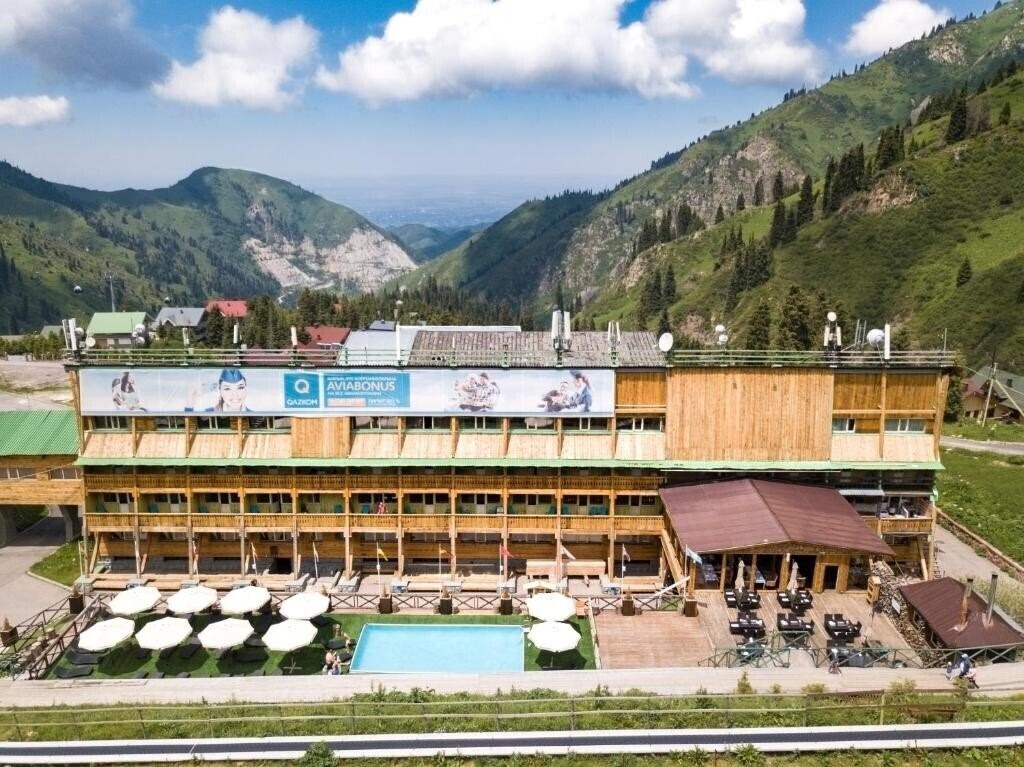 Отель Shymbulak Resort Hotel Отель 3*