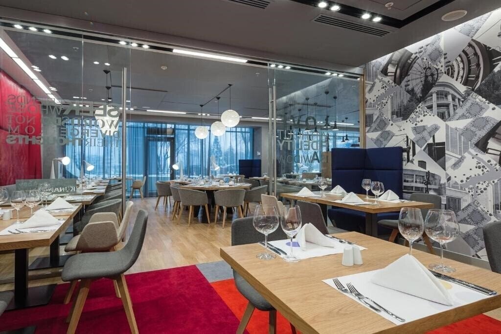 Novotel Almaty City Center 4* суреті