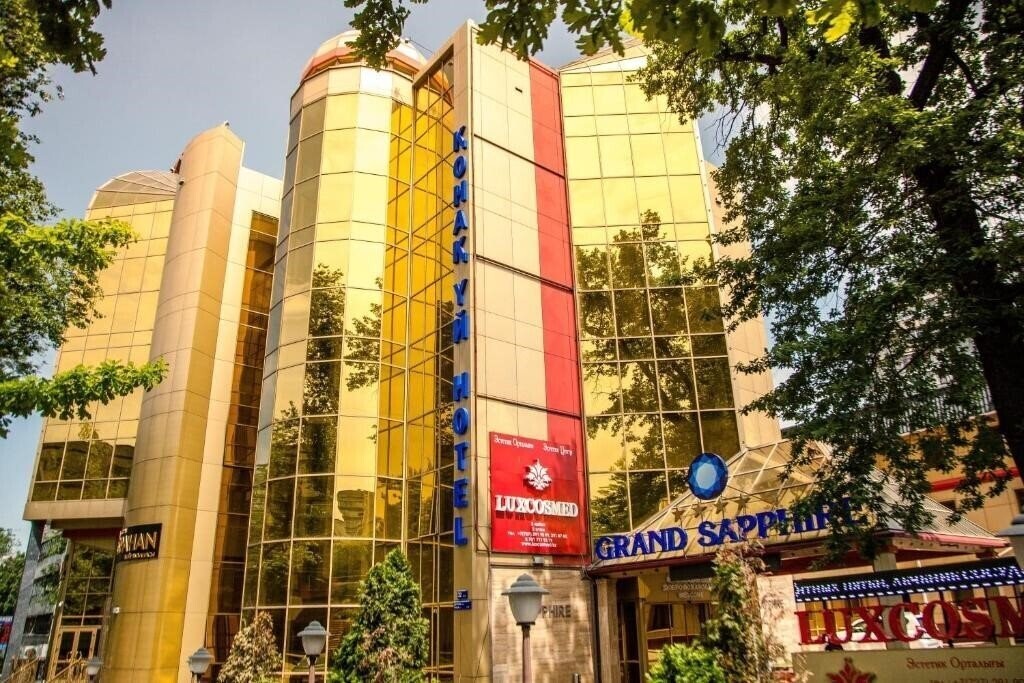 Отель Grand Sapphire 4*