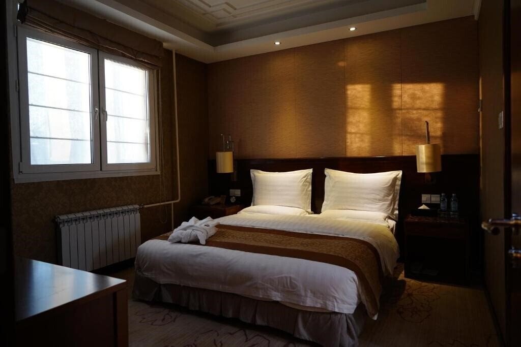 Фото Soluxe Hotel Almaty 4*