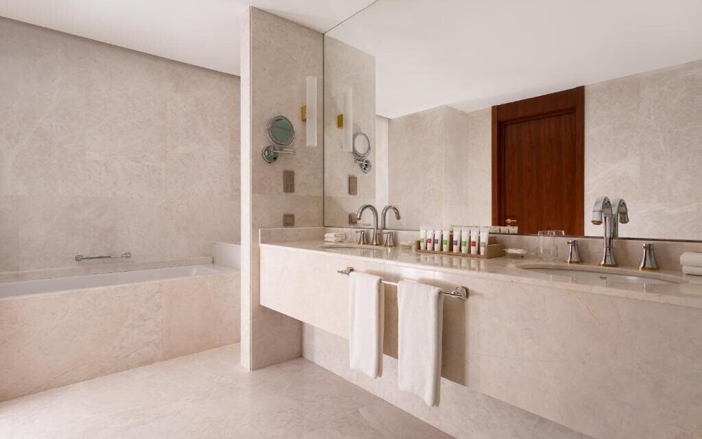 Swissotel Wellness Resort Alatau Almaty 5* фотосуреті