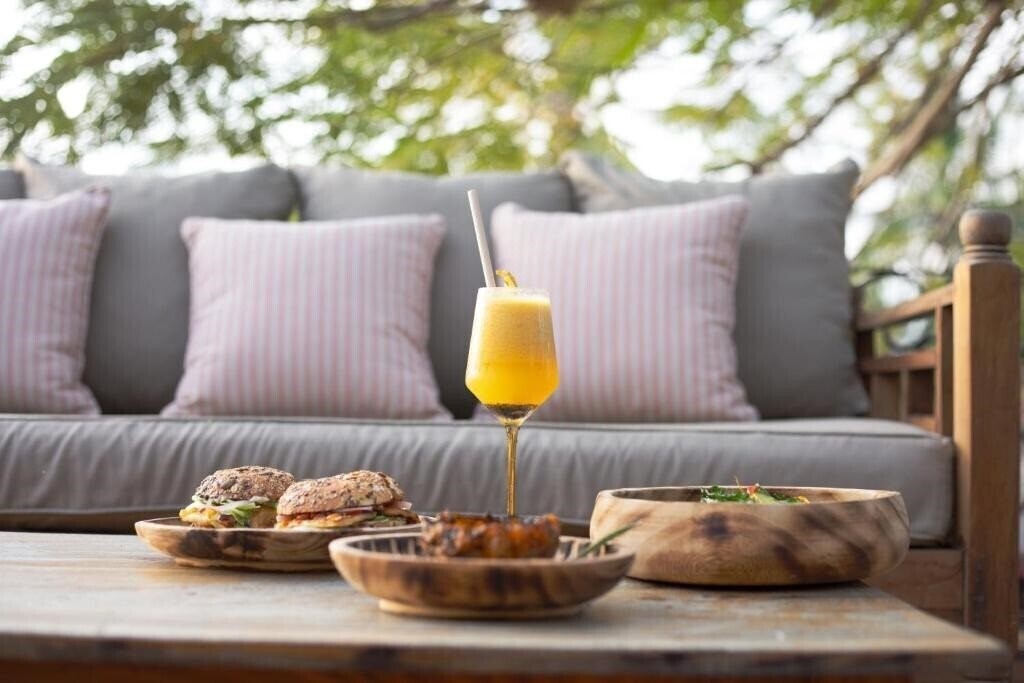 Temple Point Resort 4* суреті