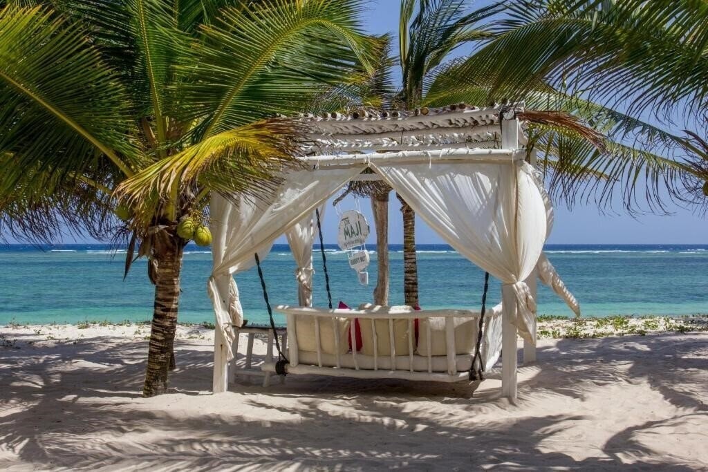 The Maji Beach 5* суреті