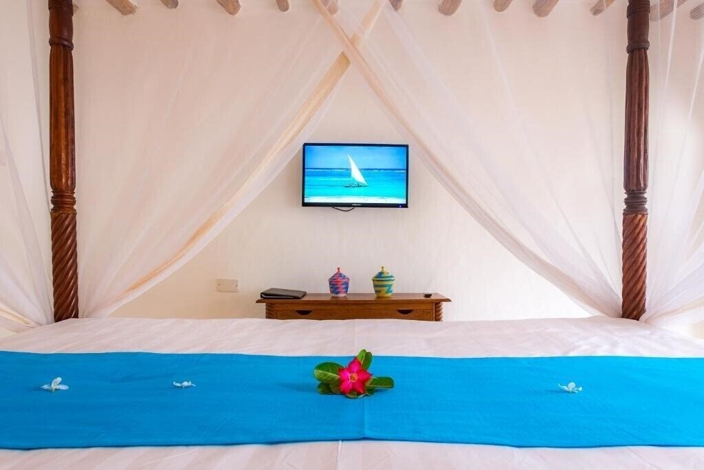 Изображение Diani Sea Lodge 3*
