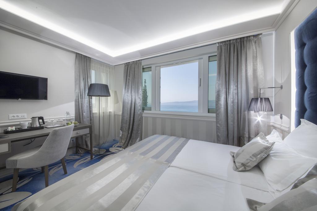 Grand Hotel Slavia 4* қонақ үйі