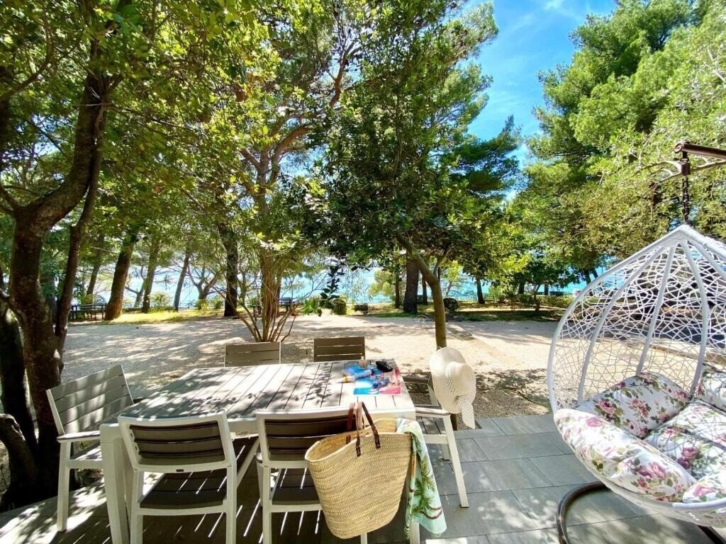 URANIJA (ex. Urania) 2* фотосуреті