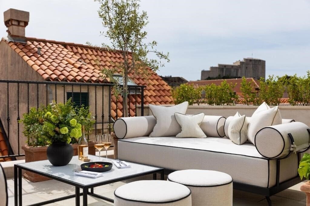 Stari Grad 3* фотосуреті