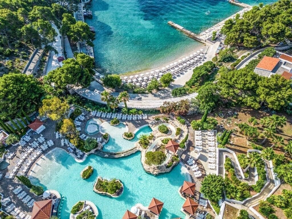 Картинка Amfora Hvar Grand Beach Resort 4*