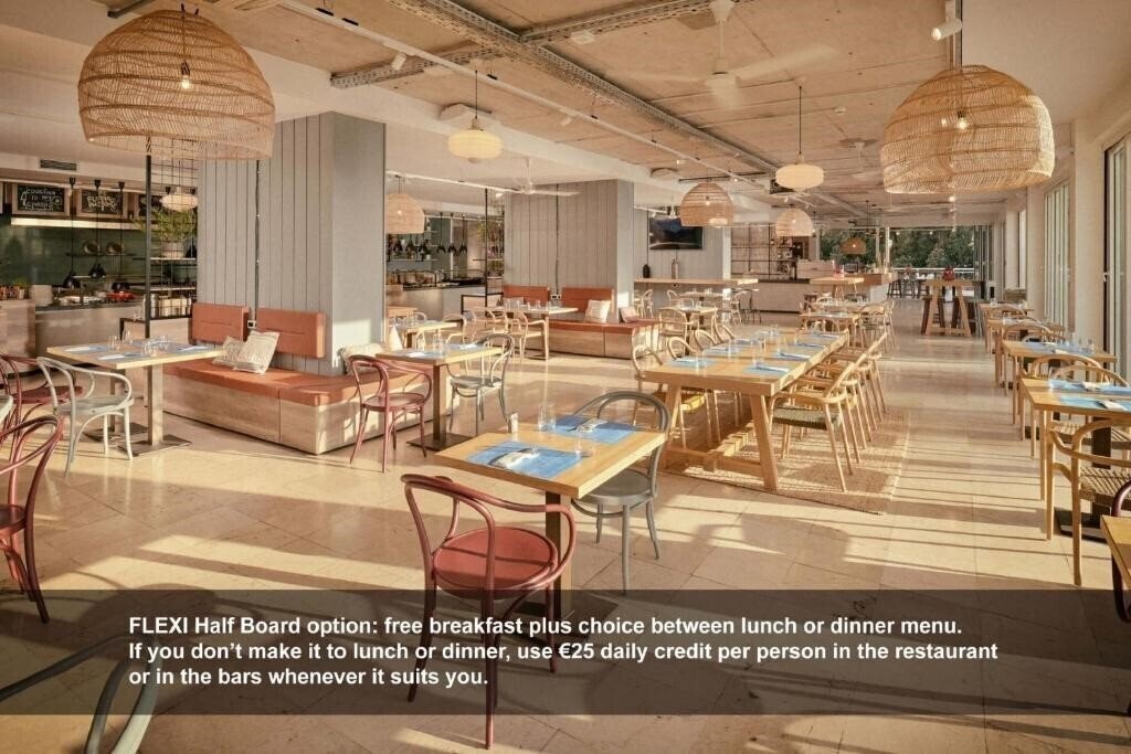 Фото Hvar Places Hotel By Valamar 3*