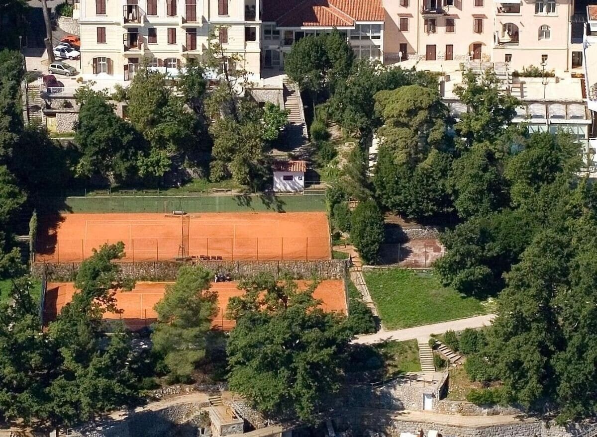 Lovran Hotel 3* суреті