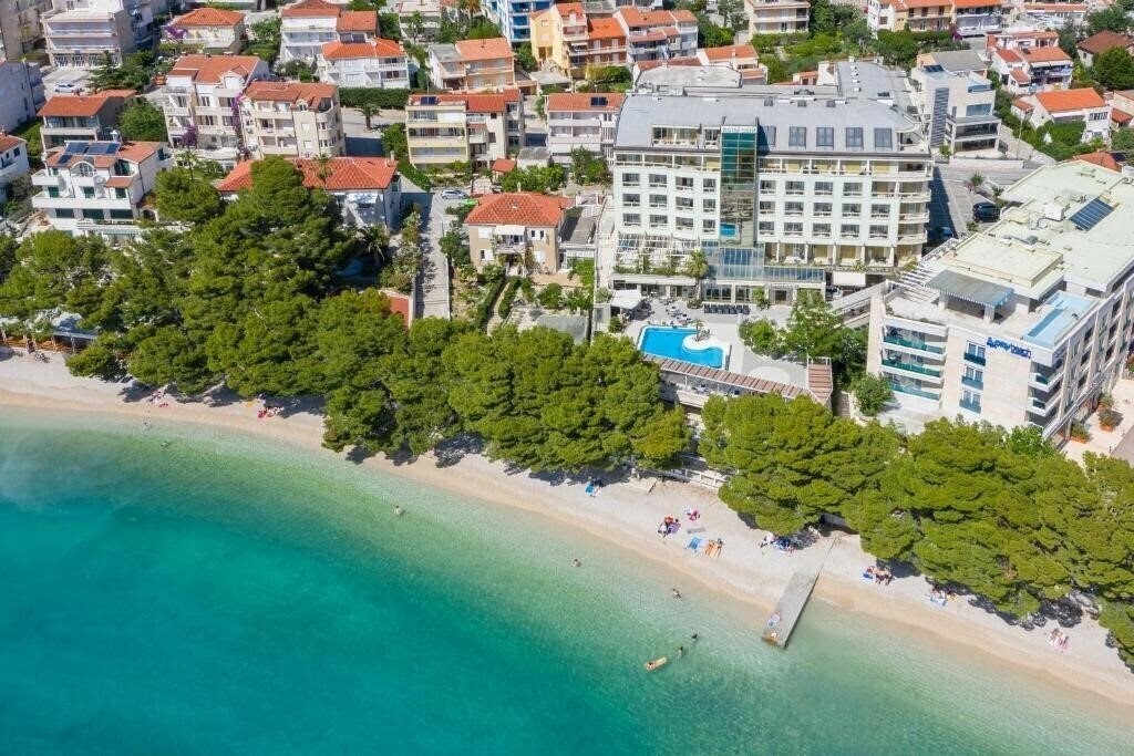 Park Makarska 4* қонақ үйі
