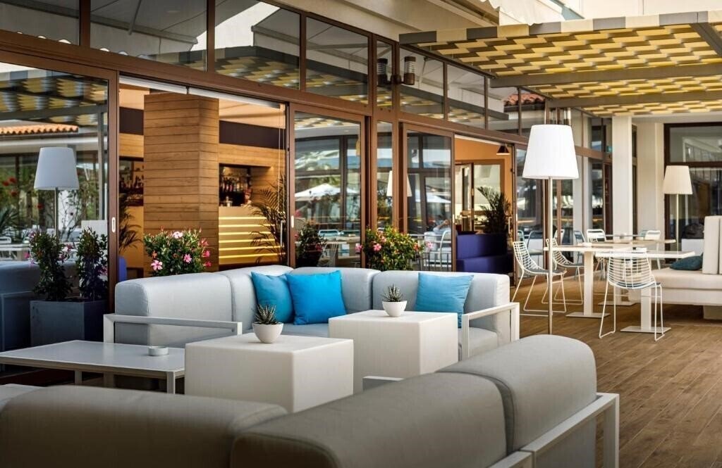 Hotel Marina 4* қонақ үйі