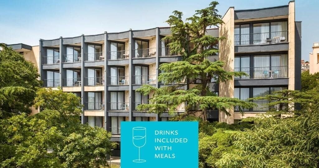 Отель Annex Lisanj 3*