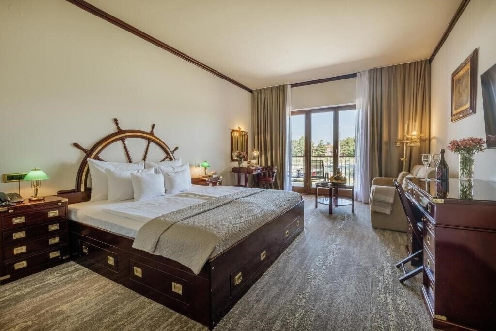 Фото Nautica Hotel 4*