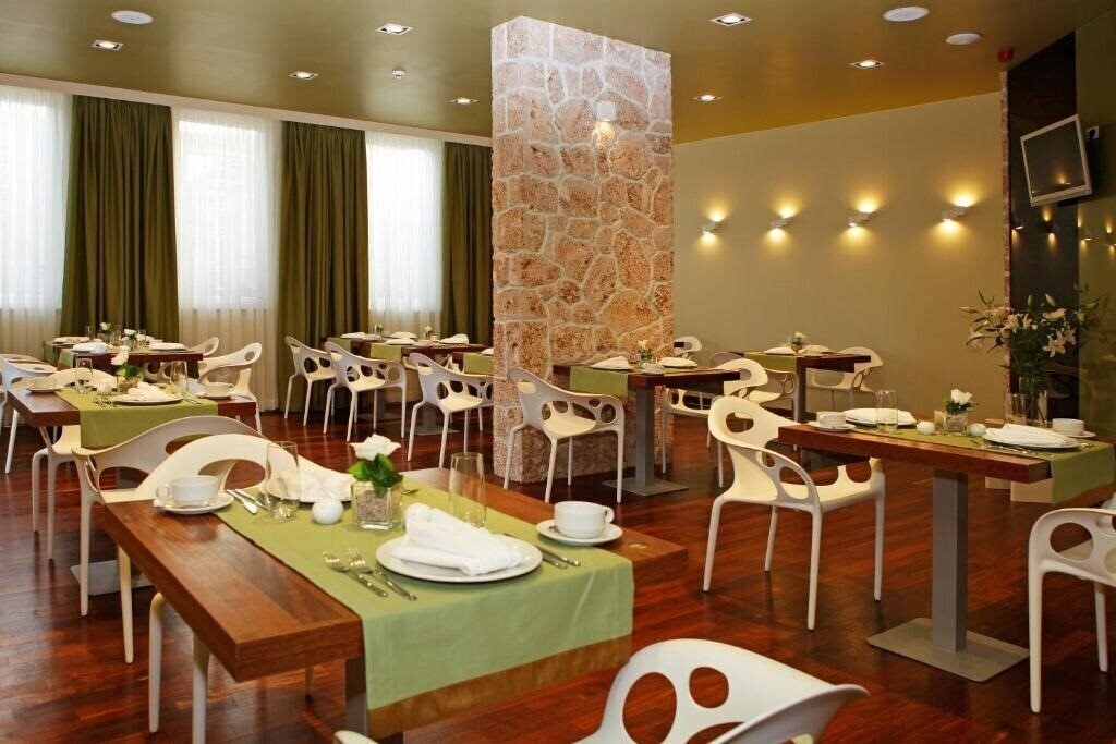 Boutique Hotel Bol 4* суреті