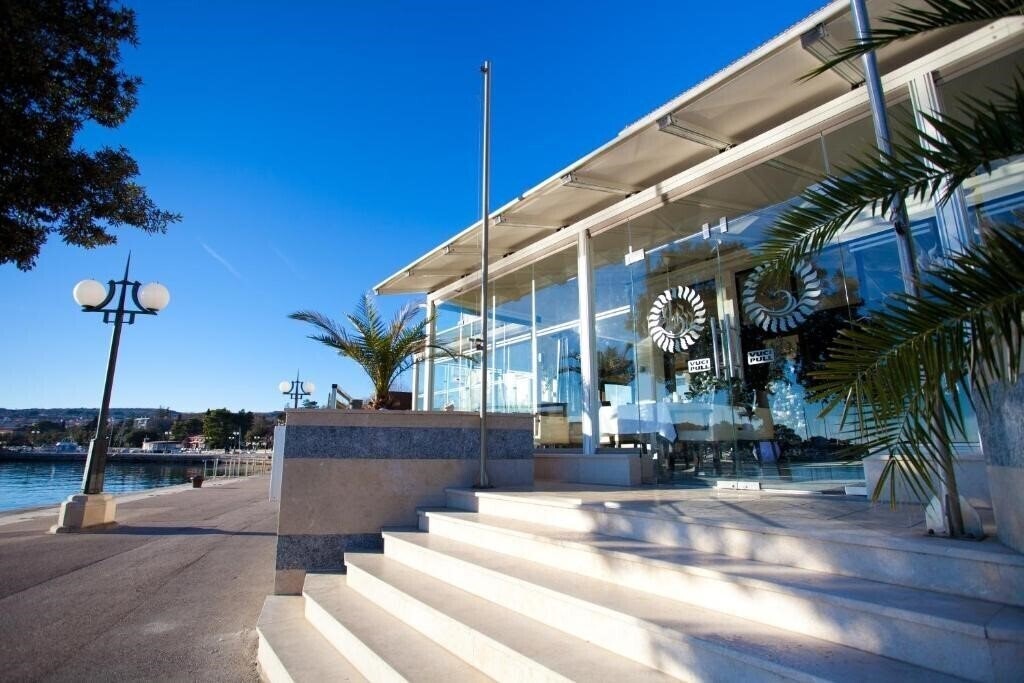 Boutique Hotel Marina 4* қонақ үйі
