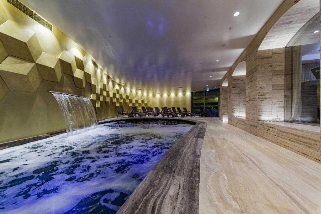 Фото Boutique Hotel Alhambra 5*