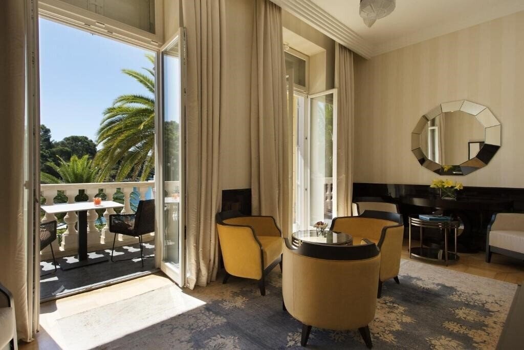 Boutique Hotel Alhambra 5* фотосуреті