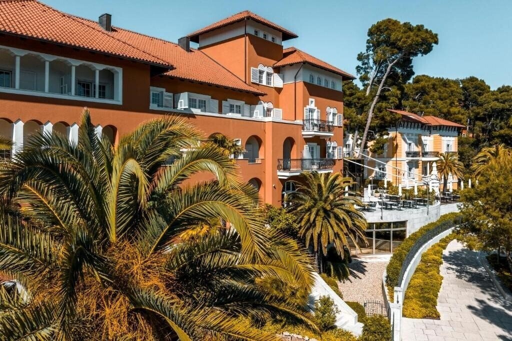 Boutique Hotel Alhambra 5* суреті