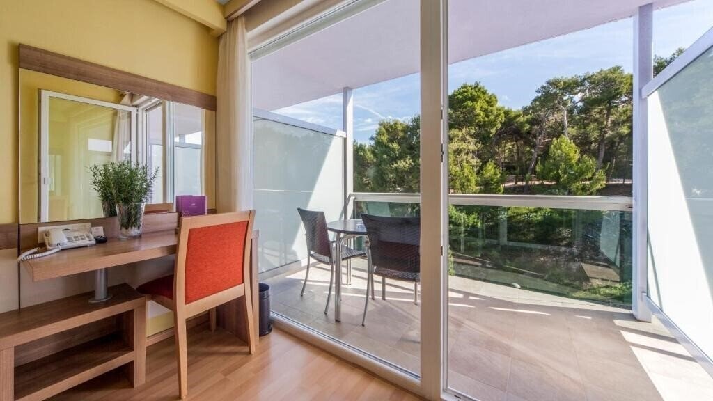 Aurora 4* суреті