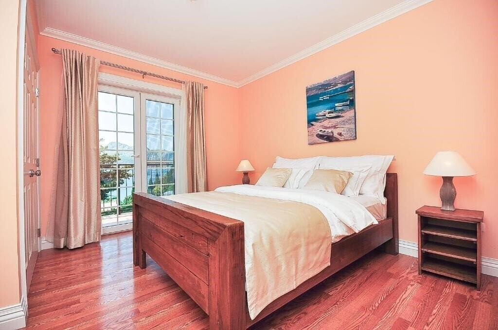 Отель App Iva 3*