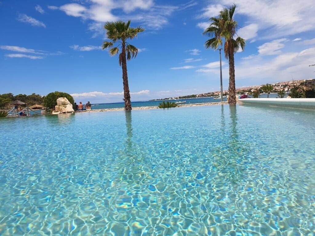 Liberty Plaza 4* фотосуреті