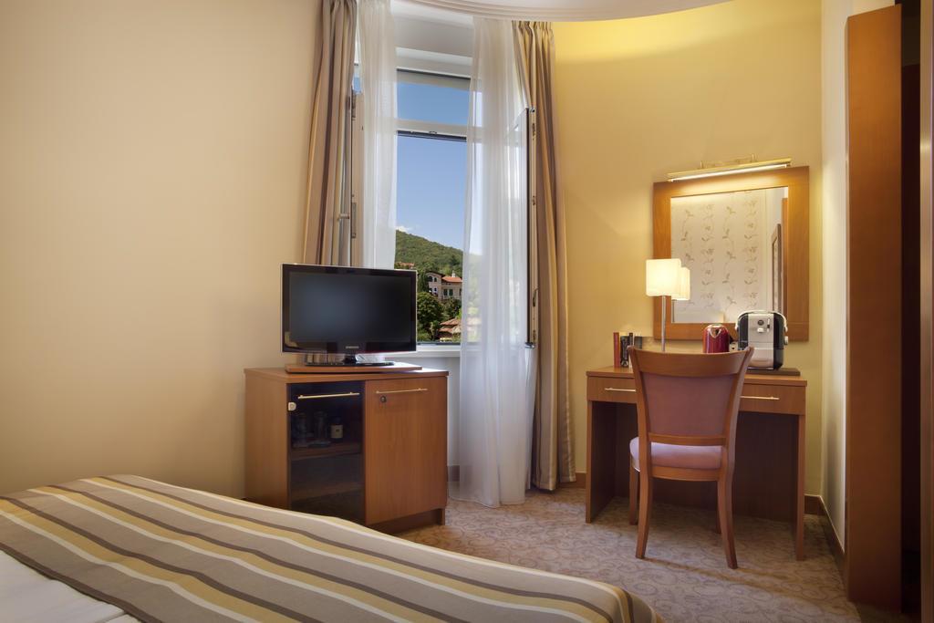 Фотография Remisens Premium And Romantic Villa Ambasador 4*