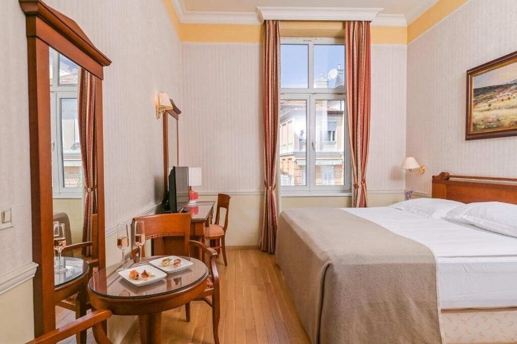 Gardenija Hotel 3* суреті