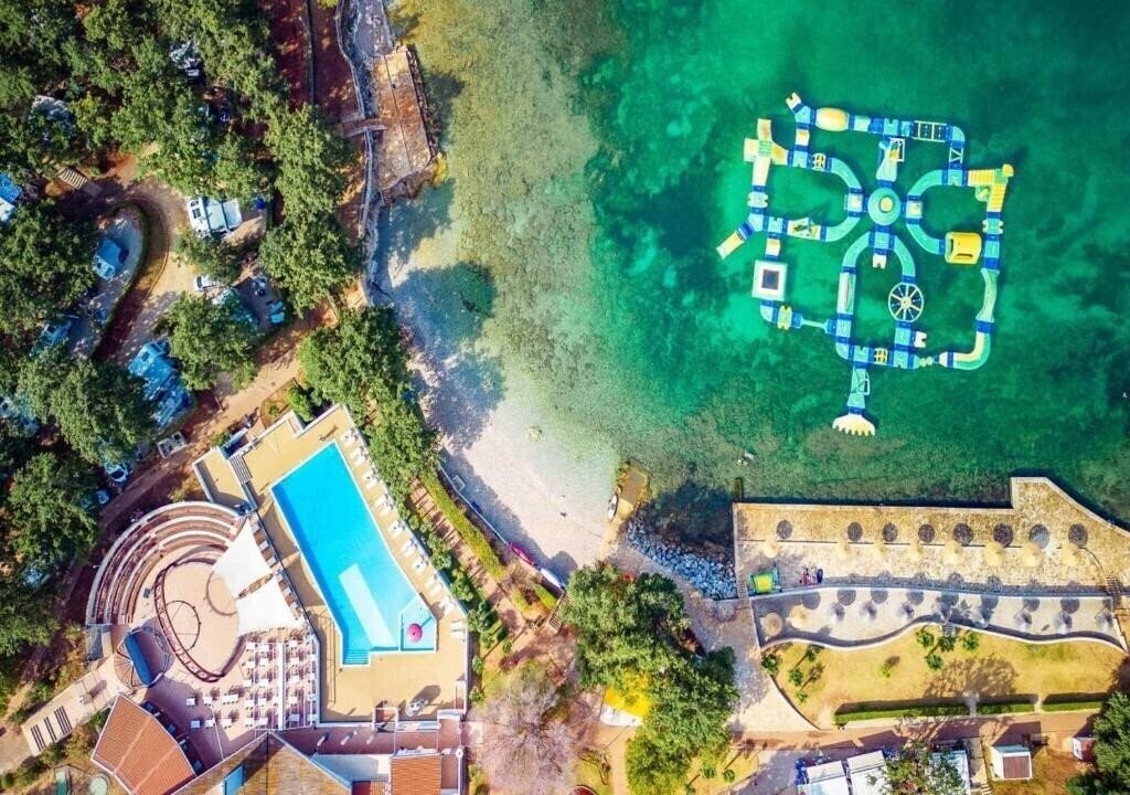 Bijela Uvala 4* қонақ үйі