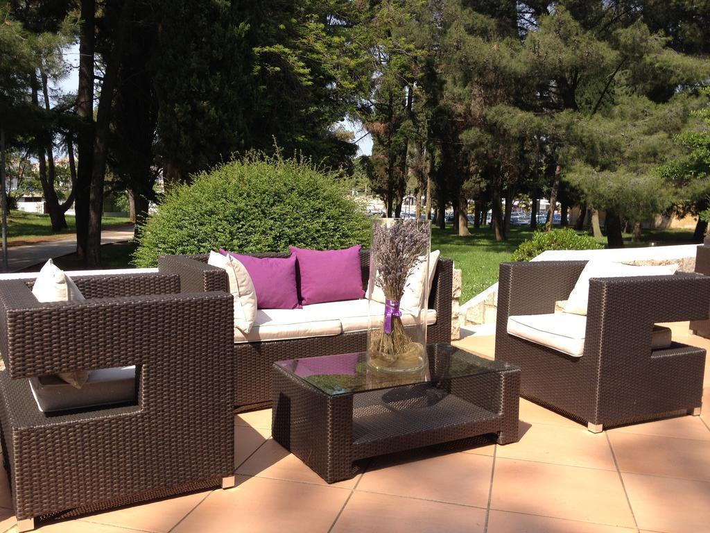 Картинка Flores 4*