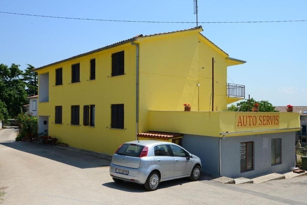 App & Room Tomc 3* фотосуреті