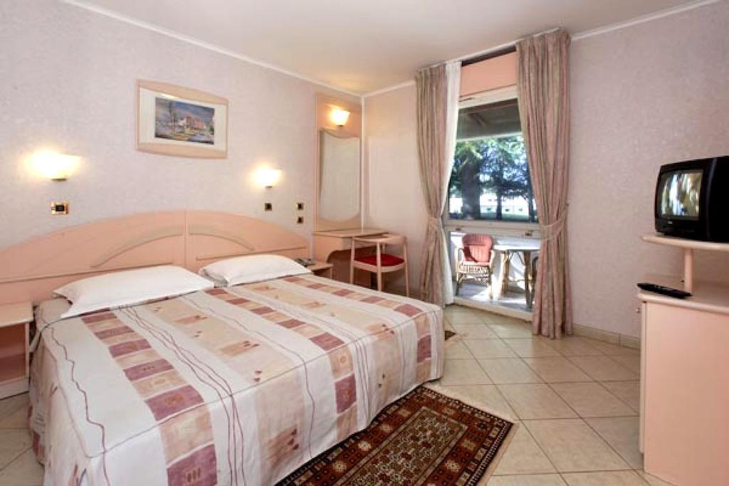 Village Laguna Park 4* фотосуреті