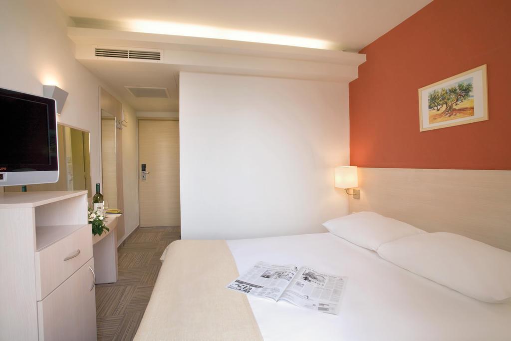 Valamar Crystal 4* суреті