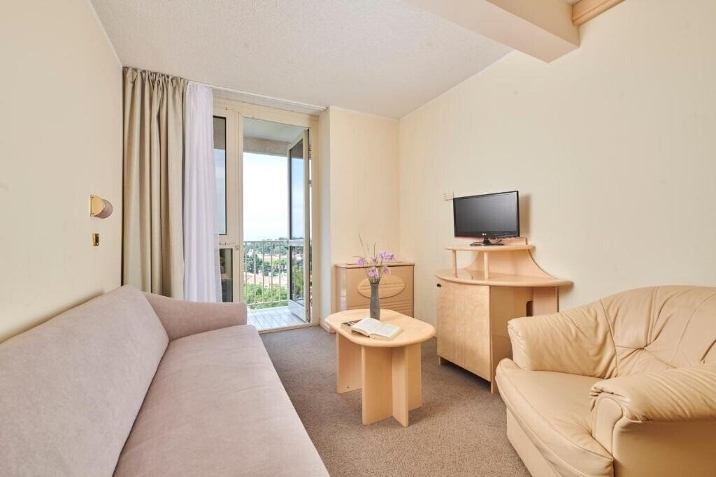 Laguna Istra 3* суреті