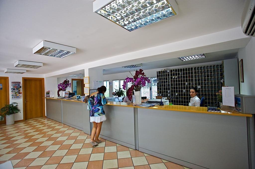 Horizont Golden Rocks Resort 2* суреті