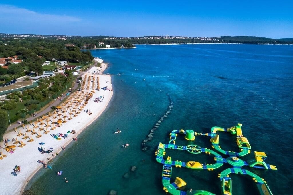 Bi Village 4* қонақ үйі