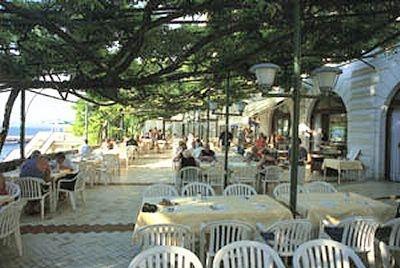 Hotel Kristal 3* фотосуреті