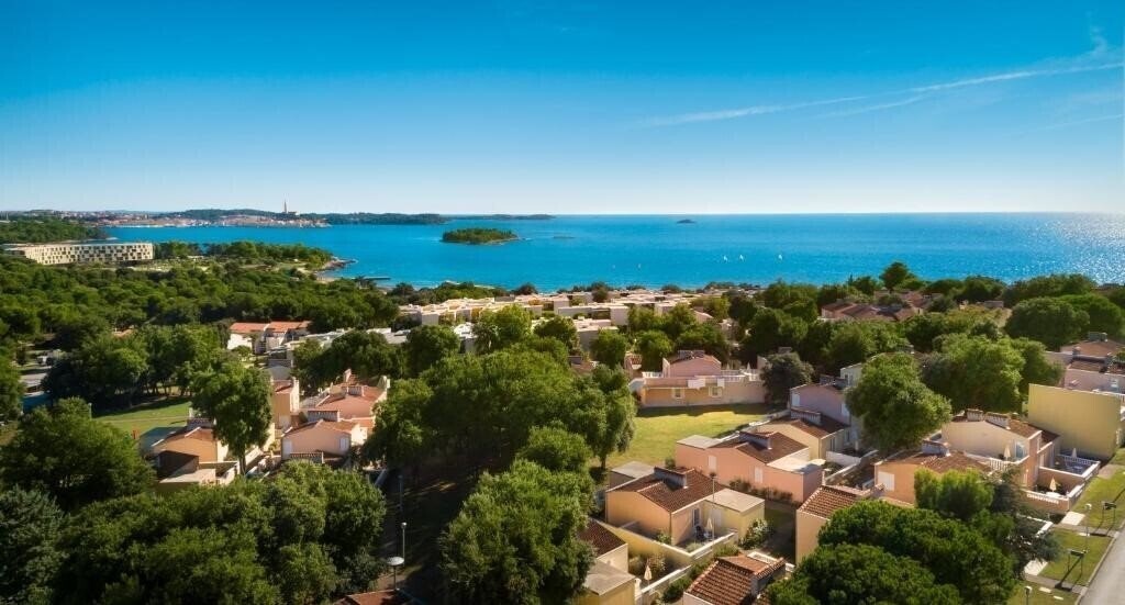 Фото Amarin Resort Apartments 4*