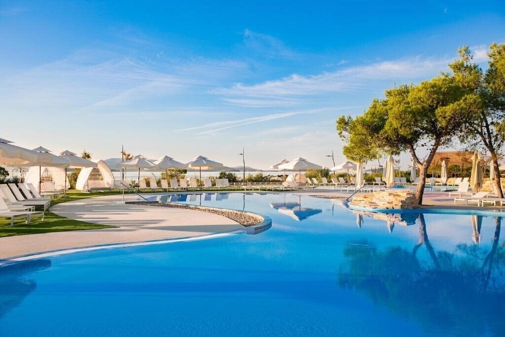 Andrija Solaris 4* суреті