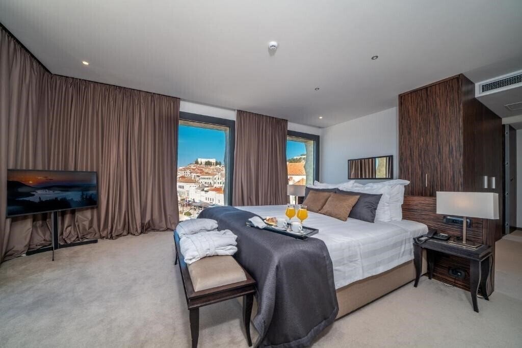 Superior City Hotel Bellevue 4* суреті