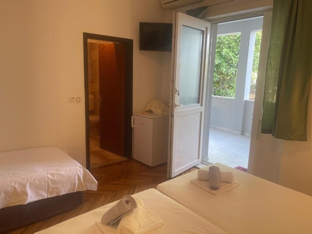 Фото Apartments Ante 3*