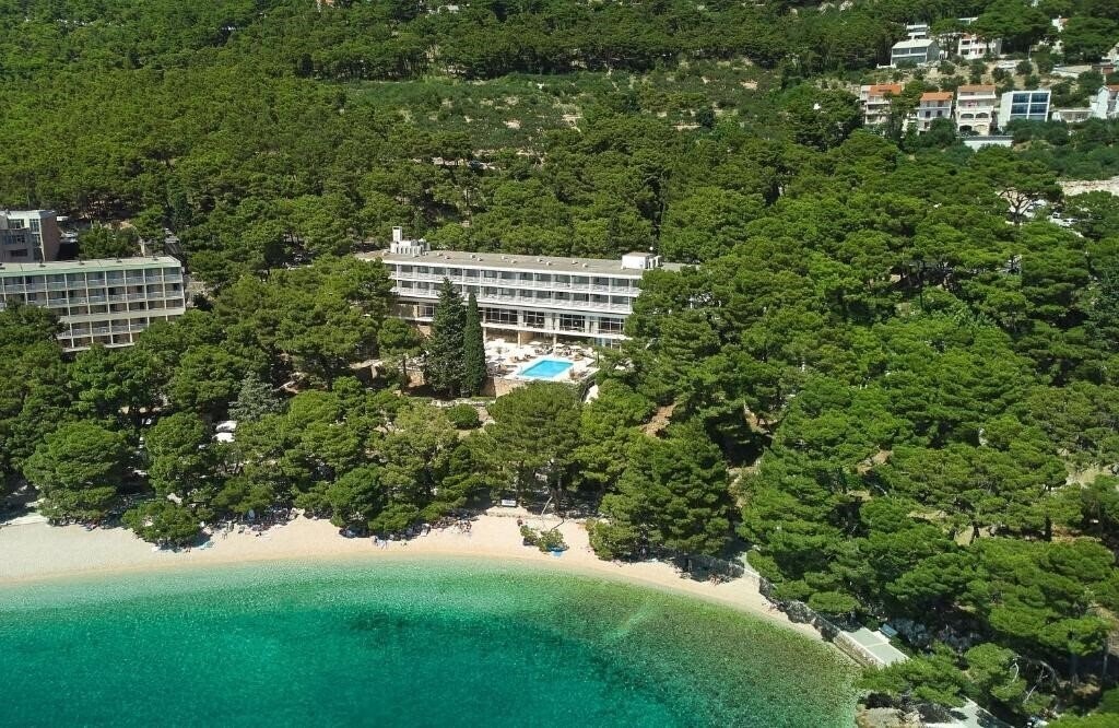 Bluesun Hotel Maestral 3* қонақ үйі