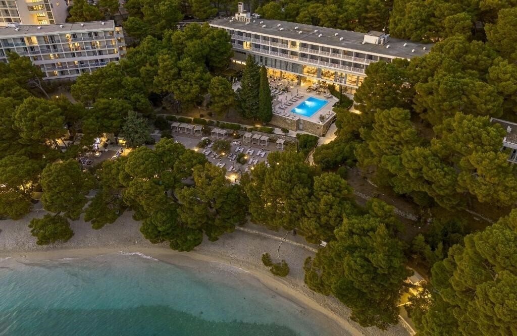Bluesun Hotel Maestral 3* фотосуреті