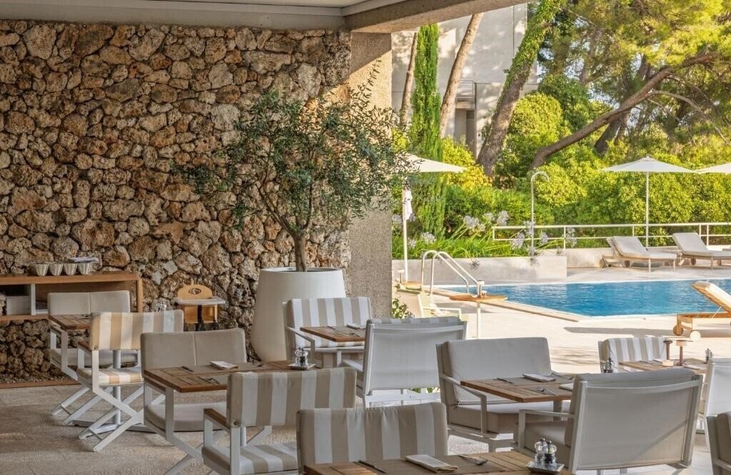 Bluesun Hotel Maestral 3* суреті